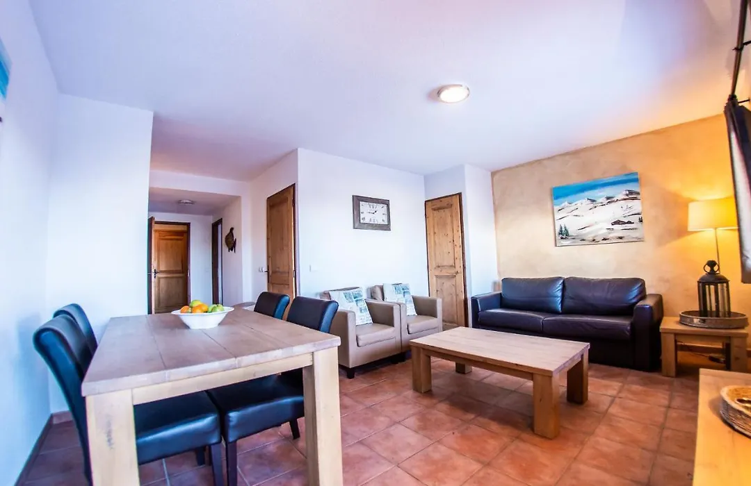 Parc Madeleine - Apartments-1
